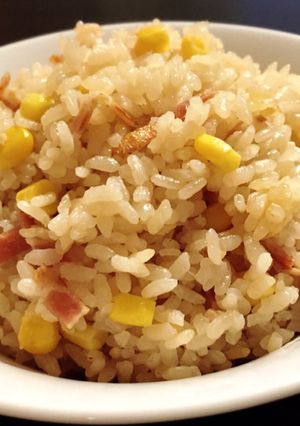 簡単！コーンとベーコンの炊き込みご飯-レシピのメイン写真