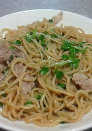 豚肉とかいわれ菜の和風焼きそば-レシピのメイン写真