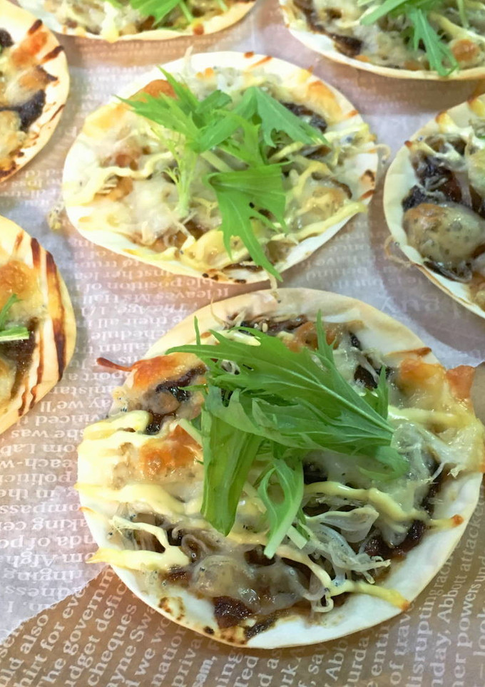 おつまみに☆しらすと梅海苔の和風ミニピザ-レシピのメイン写真