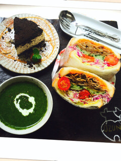 具だくさん豚そぼろサンド-レシピのメイン写真