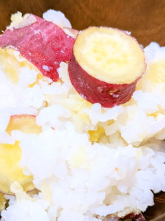 とことん手抜!さつまいも&塩麹の炊込ご飯-レシピのメイン写真