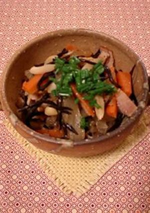 アーモンドとベーコン入り♪ひじき煮-レシピのメイン写真