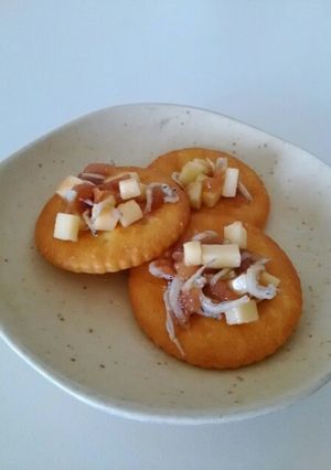 梅チーズのカナッペ-レシピのメイン写真