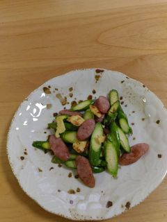 アスパラウインナーとチーザの炒めもの-レシピのメイン写真
