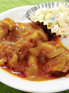とり肉のオニオントマト煮(保育園給食)-レシピのメイン写真