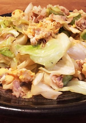 簡単!豚とキャベツとふんわり卵の炒め物-レシピのメイン写真