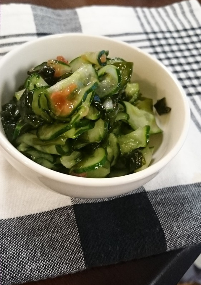 きゅうりとワカメの酢の物【梅和え】-レシピのメイン写真