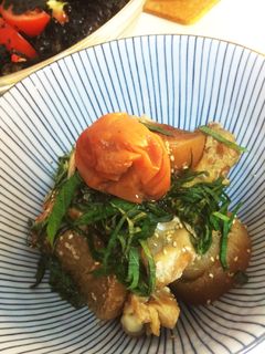 シソと梅で夏バテ予防!手羽と大根の塩麹煮-レシピのメイン写真
