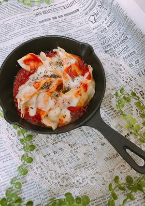 スキレットで餃子のトマトチーズ焼き-レシピのメイン写真