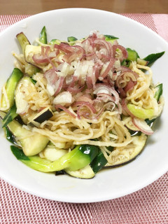 夏野菜と切り干し大根のピリ辛サラダ-レシピのメイン写真
