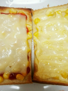 2色のチーズコーントースト-レシピのメイン写真