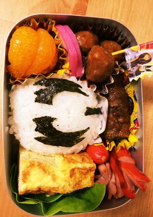 キャラ弁 仮面ライダーダークゴースト-レシピのメイン写真
