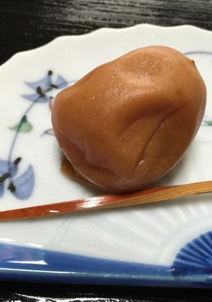 簡単！甘酢で梅干し 疲れた時のおやつに-レシピのメイン写真