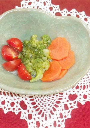 トマトとブロッコリーの塩麹漬け-レシピのメイン写真