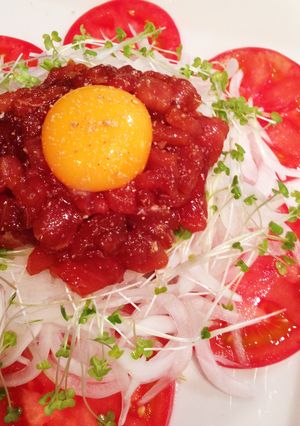 九州土産☆甘い醤油deまぐろユッケサラダ-レシピのメイン写真