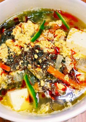もずくで具沢山の酸辣湯♡食べるスープ！！-レシピのメイン写真