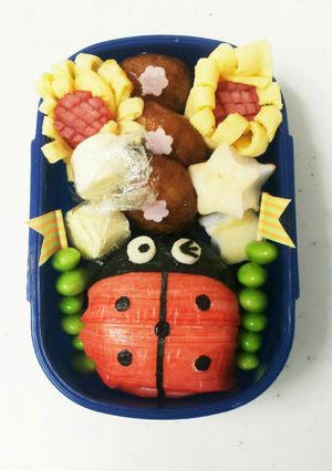 キャラ弁♡てんとう虫-レシピのメイン写真