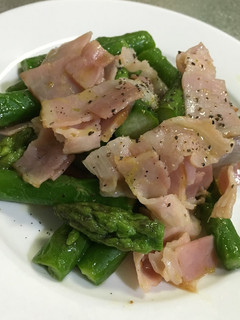 巻かずにそのまま!アスパラベーコン-レシピのメイン写真