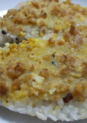お弁当サイズ！卵＆生姜de味噌焼おにぎり-レシピのメイン写真
