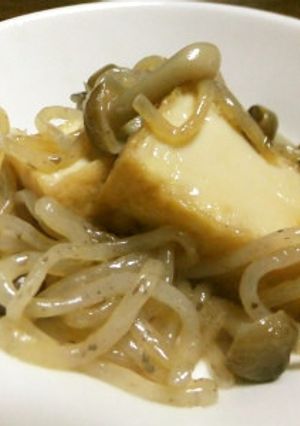 厚揚げとしめじと糸こん-レシピのメイン写真