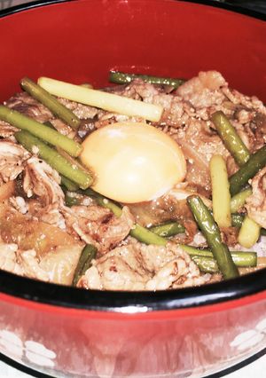 ニンニク尽くし！ニンニクの芽入りスタ牛丼-レシピのメイン写真