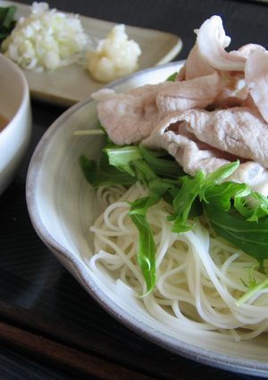 にんにく風味ゴマだれで♪豚しゃぶそーめん-レシピのメイン写真