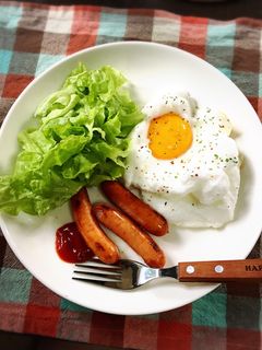 流行りのふわふわ目玉焼き!-レシピのメイン写真