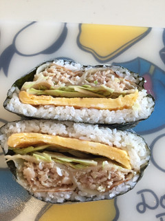 餃子の王将でおにぎらず-レシピのメイン写真