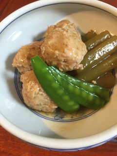 鶏肉団子とフキの煮物-レシピのメイン写真