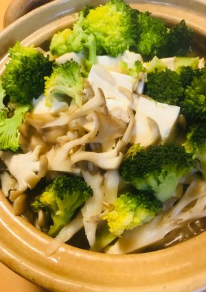 プチッと鍋●鶏肉＆ブロッコリーのうどん鍋-レシピのメイン写真