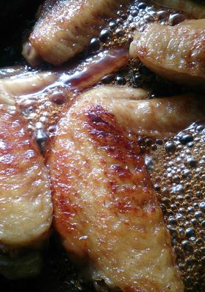 簡単フライパンで作る手羽先の甘辛煮-レシピのメイン写真