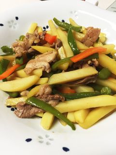 簡単!じゃがいもと豚肉の甘辛炒め-レシピのメイン写真