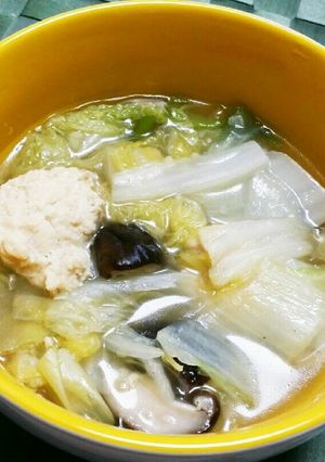 白菜と鶏団子のあったかスープ-レシピのメイン写真