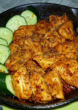 イシスキで鶏胸肉のピリ辛BWソース風味-レシピのメイン写真
