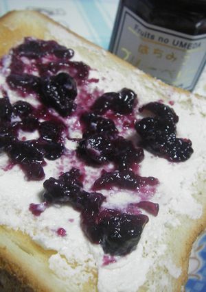 ✿朝食に✿クリームチーズ♡ジャムトースト-レシピのメイン写真