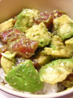 マグロとアボカドのづけ丼-レシピのメイン写真