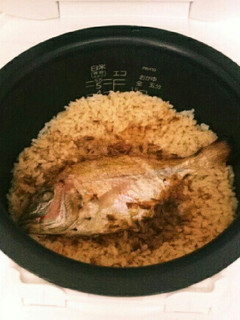 鯛めしを炊飯器で作ろう-レシピのメイン写真