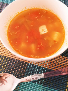 トマト、めかぶ、豆腐のヘルシースープ-レシピのメイン写真