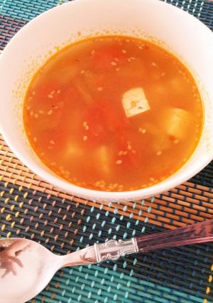 トマト、めかぶ、豆腐のヘルシースープ-レシピのメイン写真