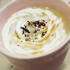 A picture of おうちカフェ♪クリーム黒蜜カフェオレ.