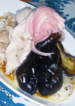 冷しゃぶソーメン紫玉ねぎのピクルスのせ-レシピのメイン写真