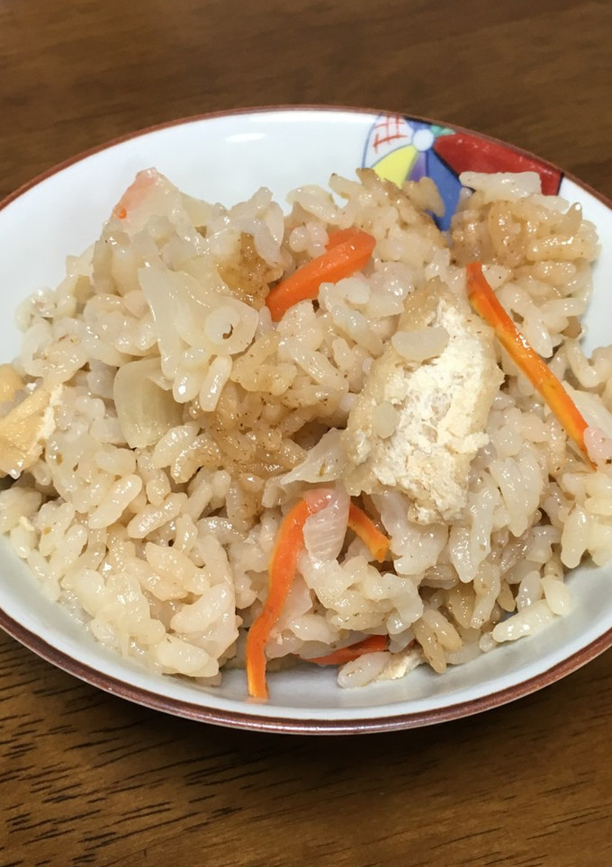 玉ねぎ炊き込みごはん-レシピのメイン写真
