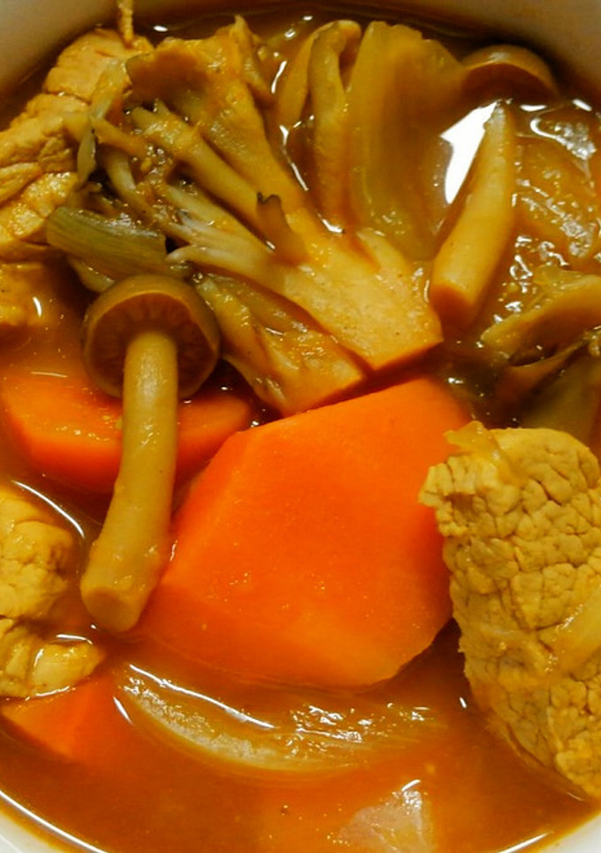 豚ヒレ肉ときのこ玉ねぎのカレー風スープ♡-レシピのメイン写真