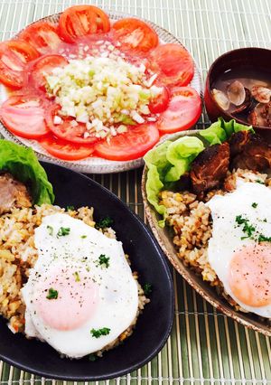 そぼろと卵リメイクご飯。新玉ドレッシング-レシピのメイン写真