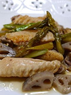鶏手羽中と蓮根とアスパラの炒め煮-レシピのメイン写真