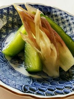 簡単!きゅうりとみょうがの浅漬け。-レシピのメイン写真