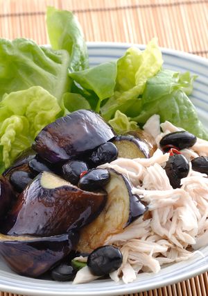 簡単黒豆入りナスと鶏ササミのレンジ蒸し-レシピのメイン写真