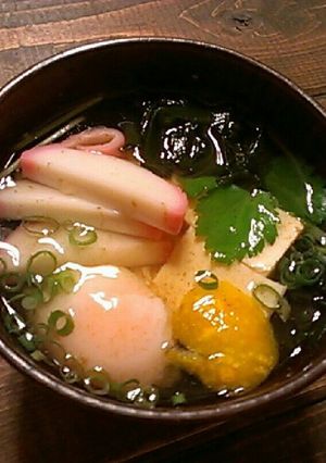 温泉卵ワカメ豆腐の冷たいお吸い物。超簡単-レシピのメイン写真