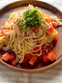 ツナとトマトと新タマのさっぱり冷製パスタ-レシピのメイン写真
