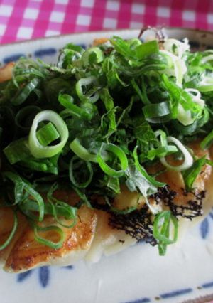 ポン酢でサッパリねぎシソ餃子☆-レシピのメイン写真
